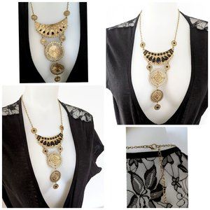 NWOT, Metallic Black And Gold Chic Aztec Necklace